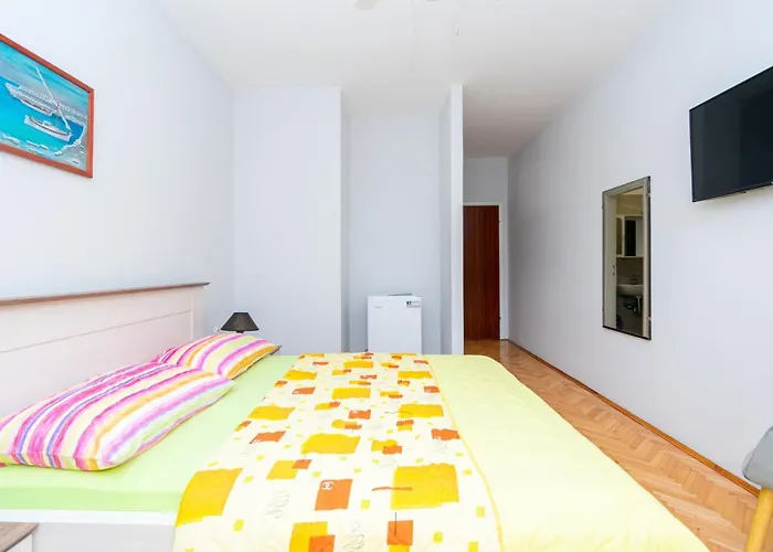 Double 4309a Pensionat Pašman